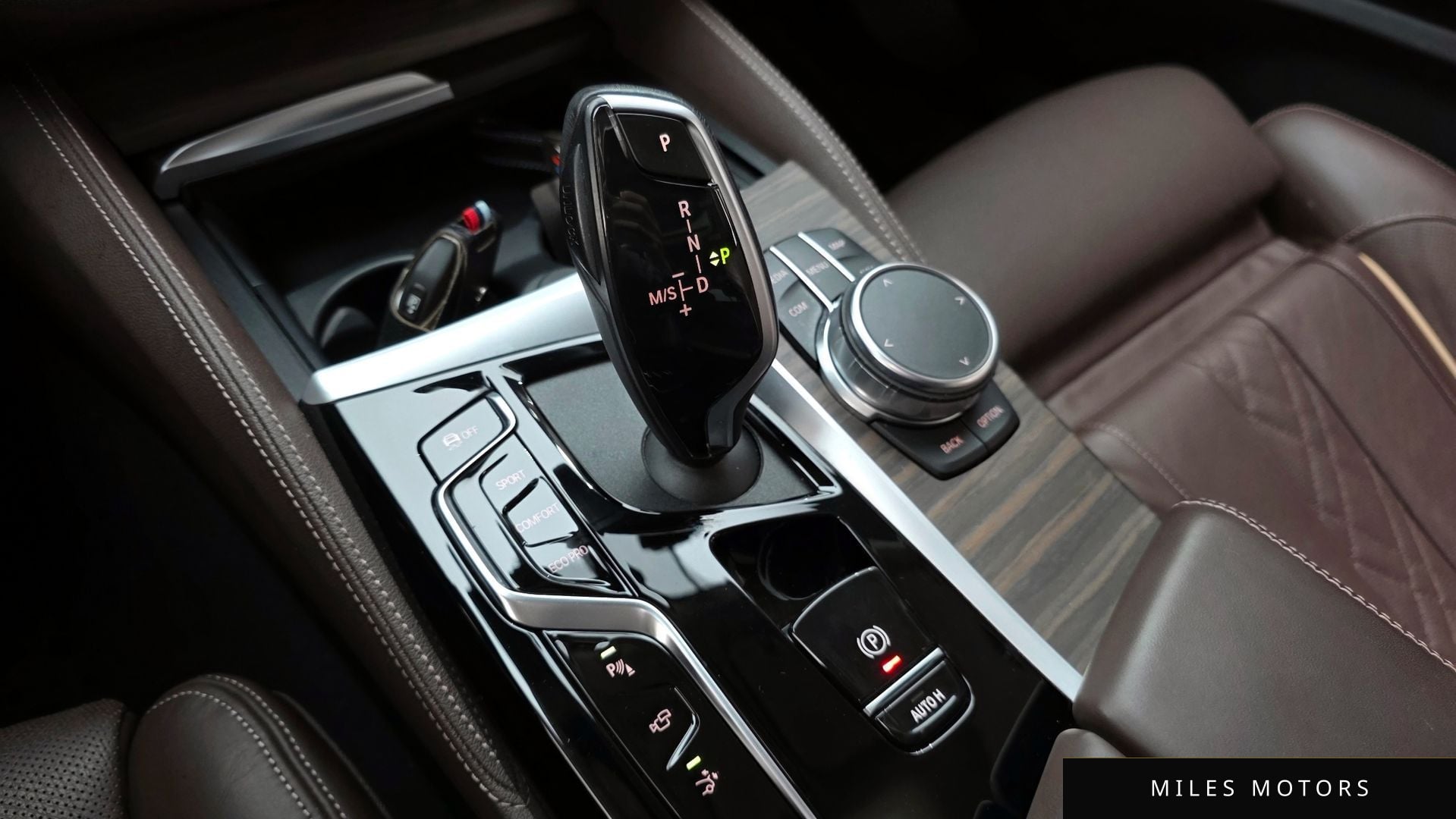 BMW 6 Series GT (G32) 2023 — миниатюра 9