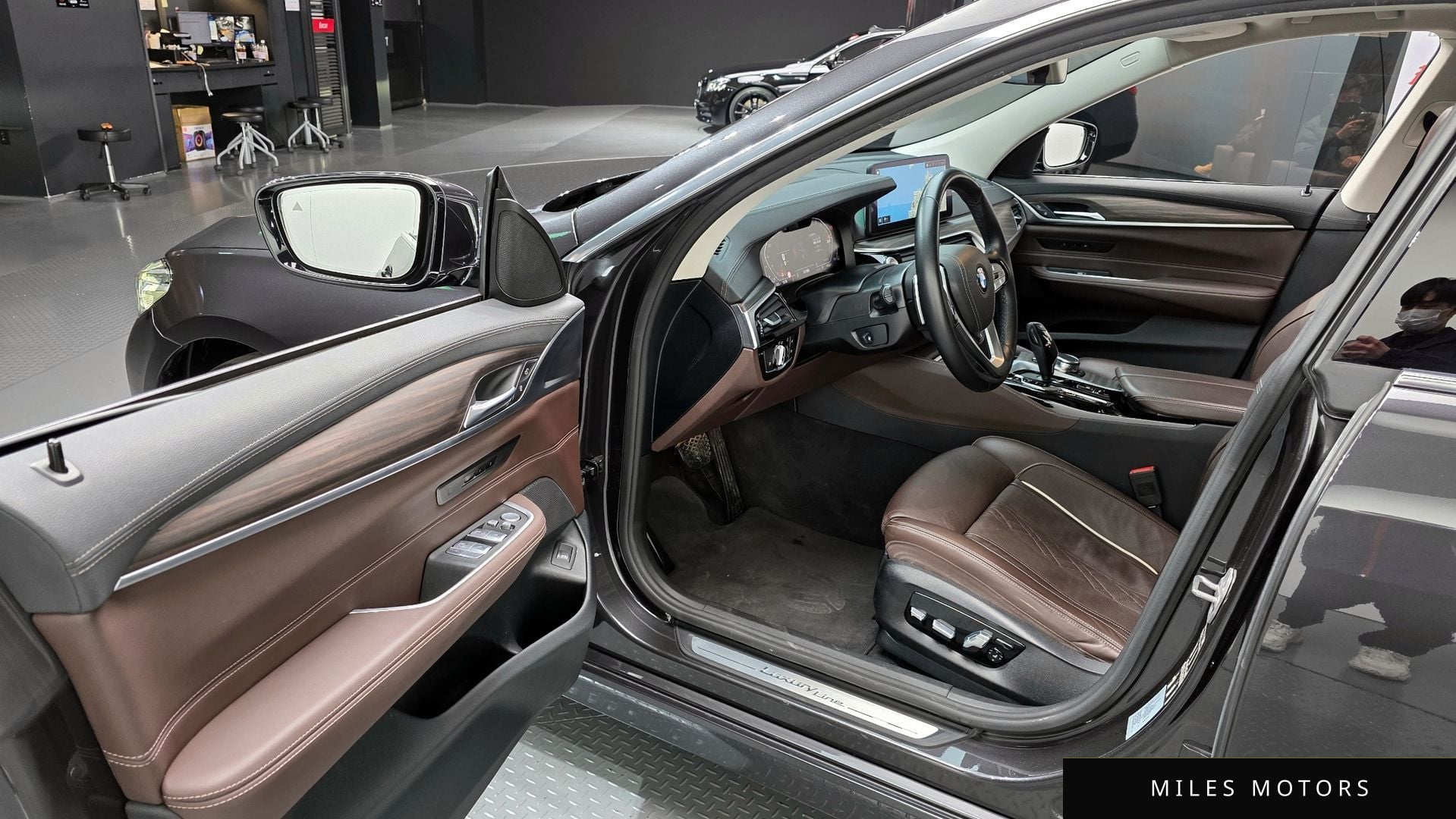 BMW 6 Series GT (G32) 2023 — миниатюра 11