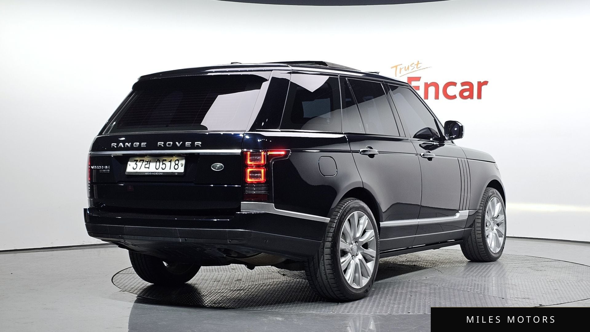 Land Rover Range Rover 2016 — фото 1 из 12