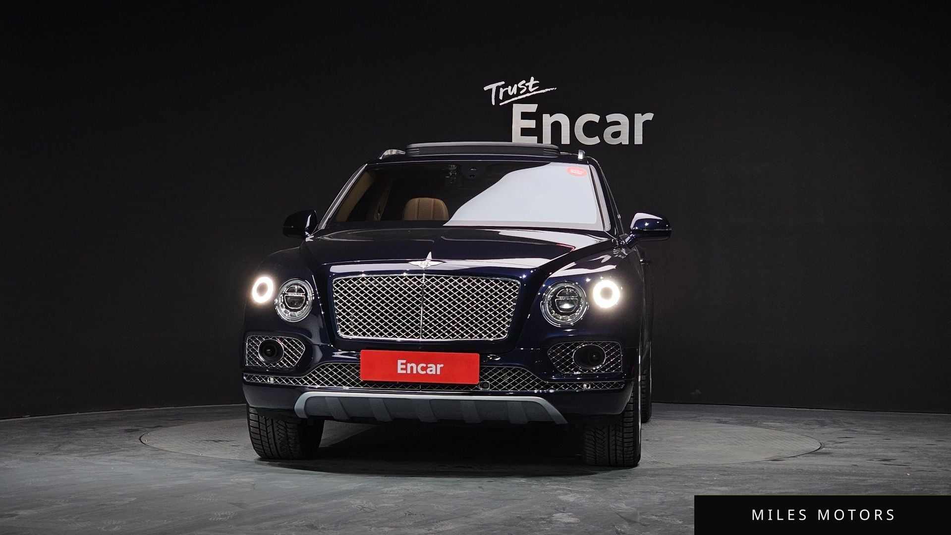 Bentley 벤테이가 2020 — миниатюра 3