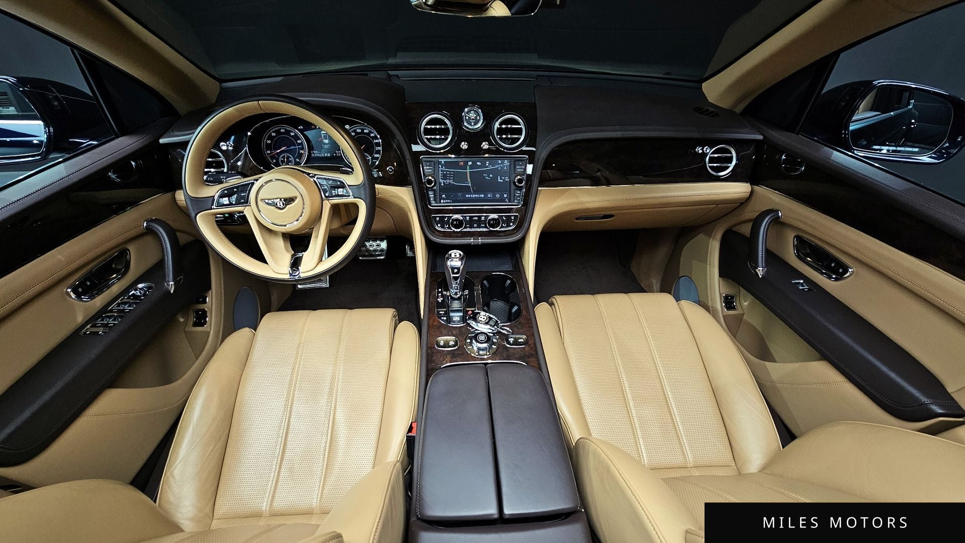 Bentley 벤테이가 2020 — миниатюра 7
