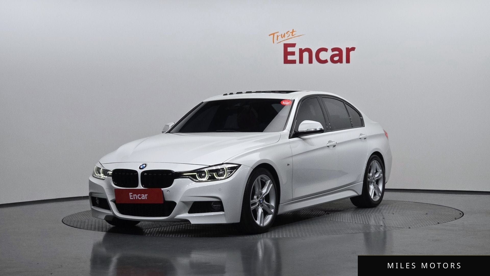 BMW 3 Series (F30) 2017 — фото 1 из 12