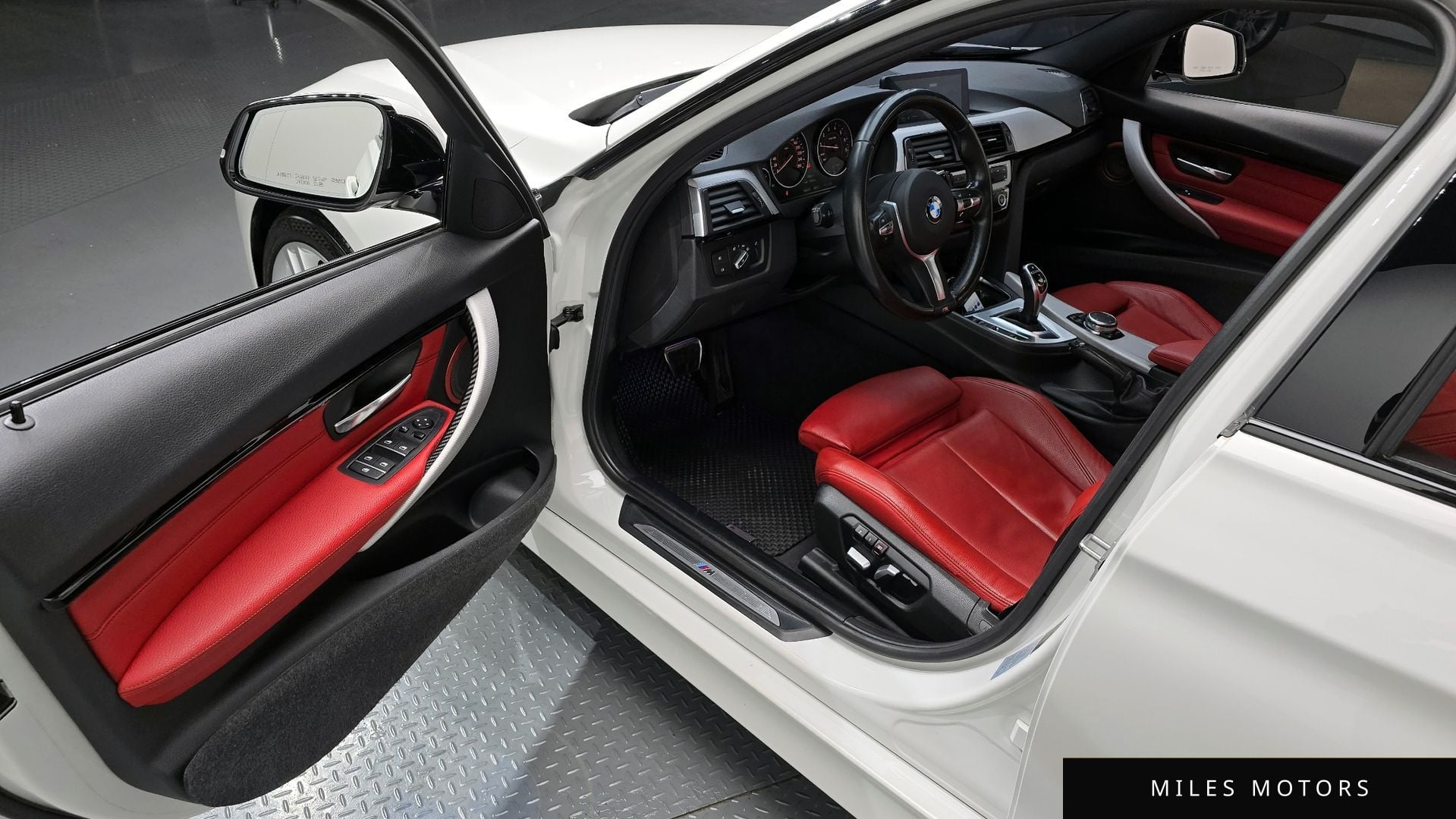 BMW 3 Series (F30) 2017 — миниатюра 10