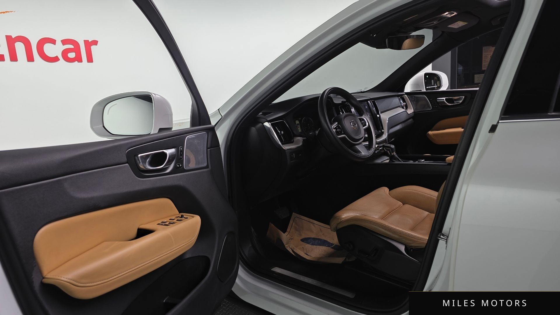 Volvo XC60 2018 — миниатюра 11