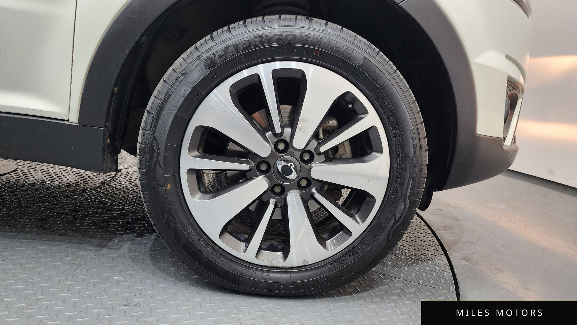 KG Mobility KORANDO 2015 — миниатюра 5