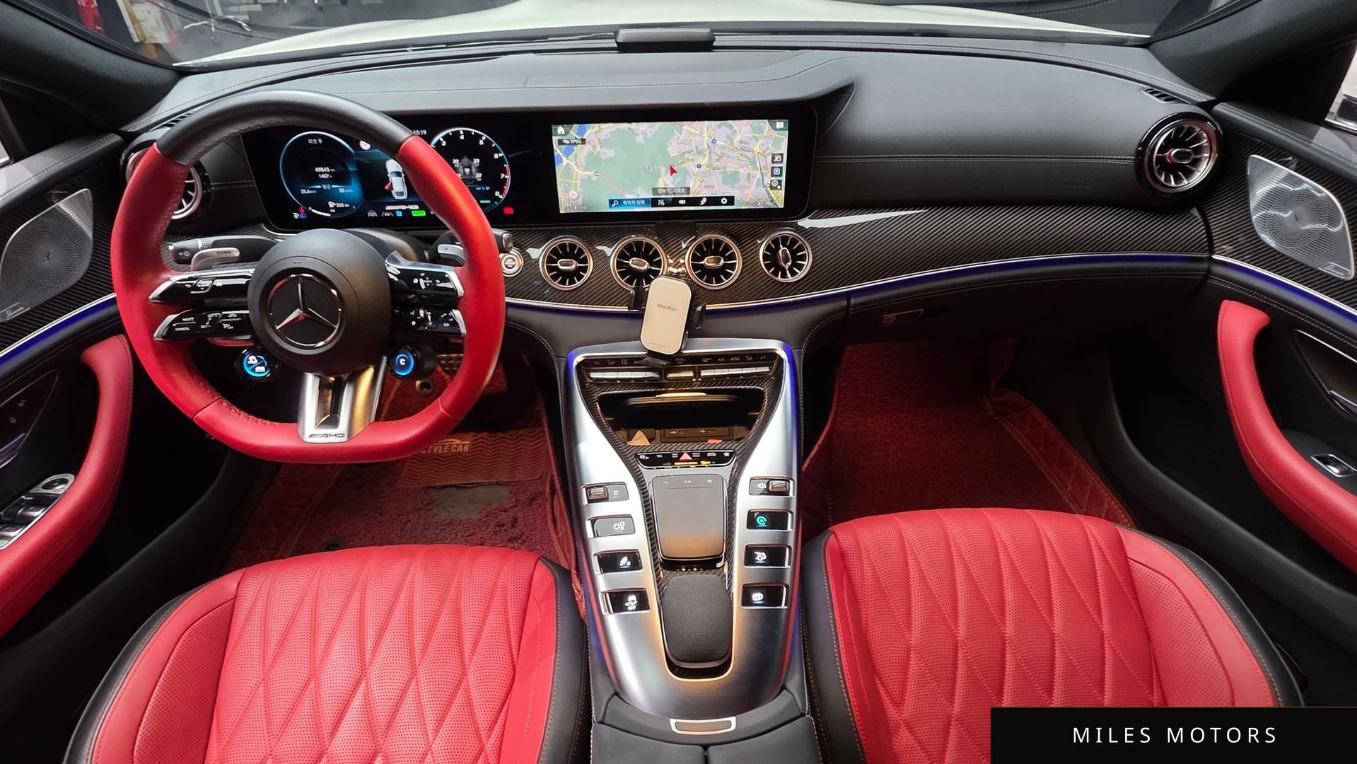 Mercedes-Benz AMG GT 2023 — миниатюра 7