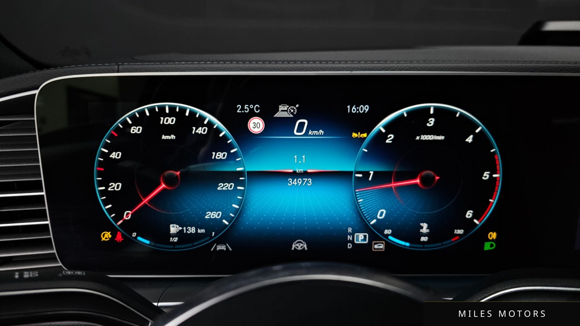 Mercedes-Benz GLE-클래스 W167 2022 — миниатюра 8