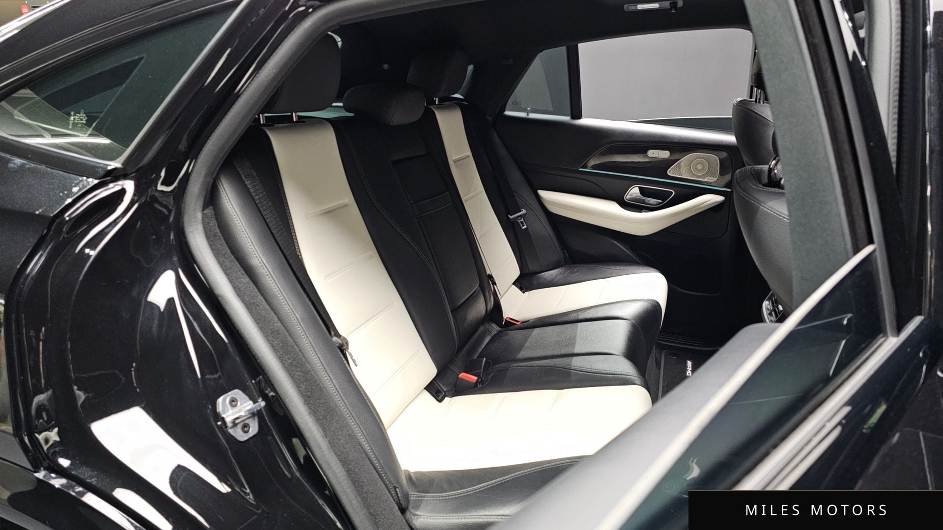 Mercedes-Benz GLE-클래스 W167 2022 — миниатюра 12