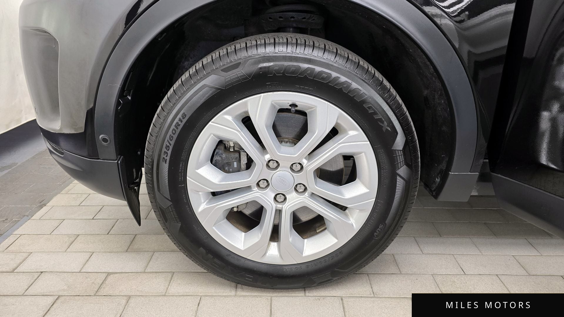 Land Rover Discovery Sport 2021 — миниатюра 4