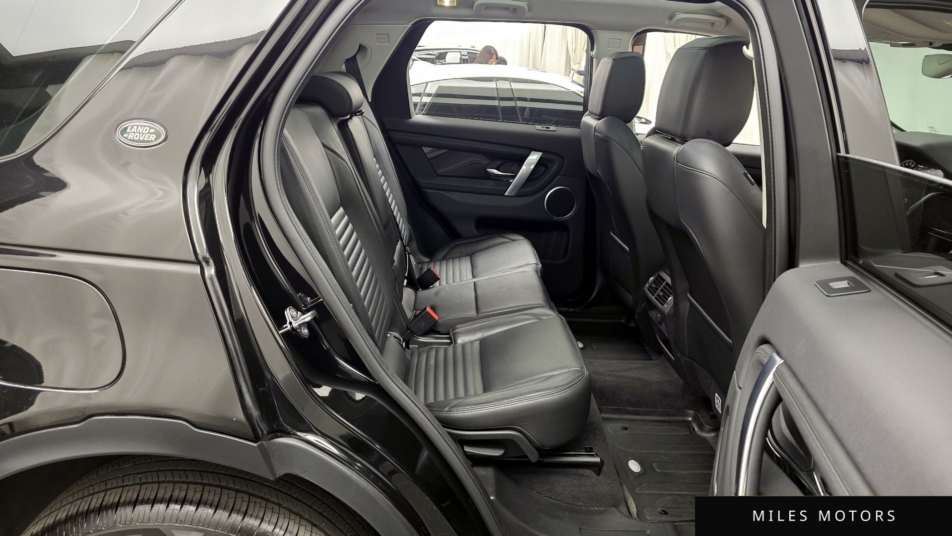Land Rover Discovery Sport 2021 — миниатюра 12