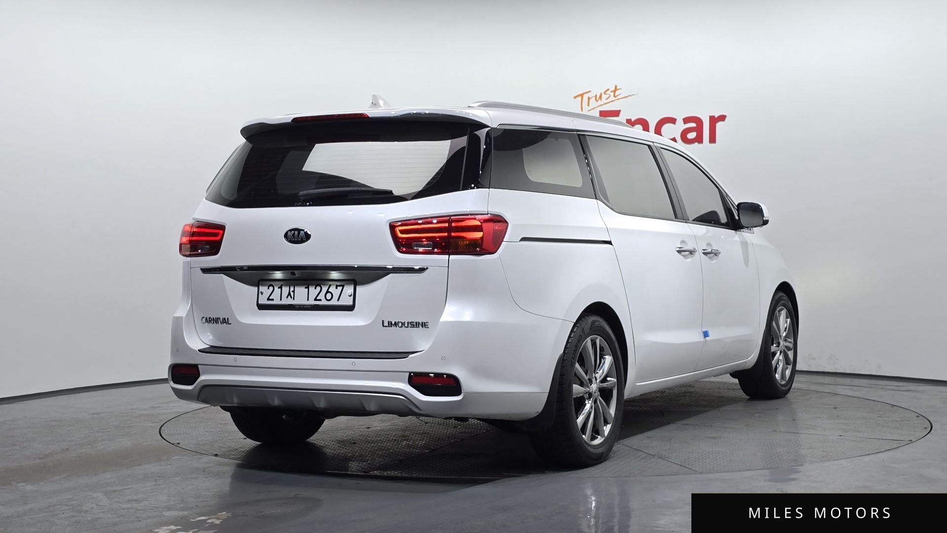 Kia Canival 2019 — миниатюра 2