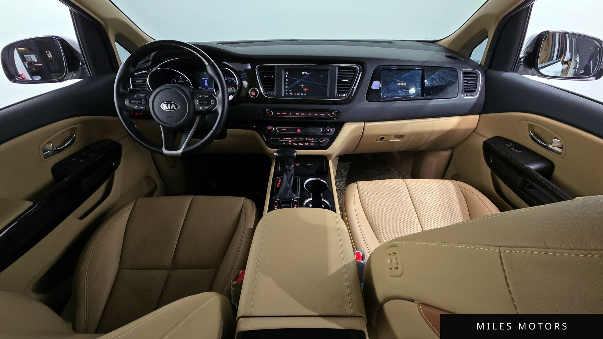 Kia Canival 2019 — миниатюра 7