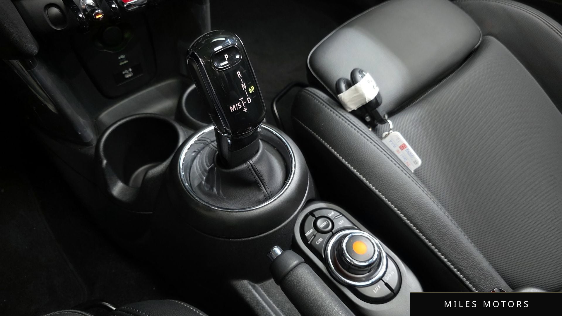MINI Cooper 2021 — миниатюра 9
