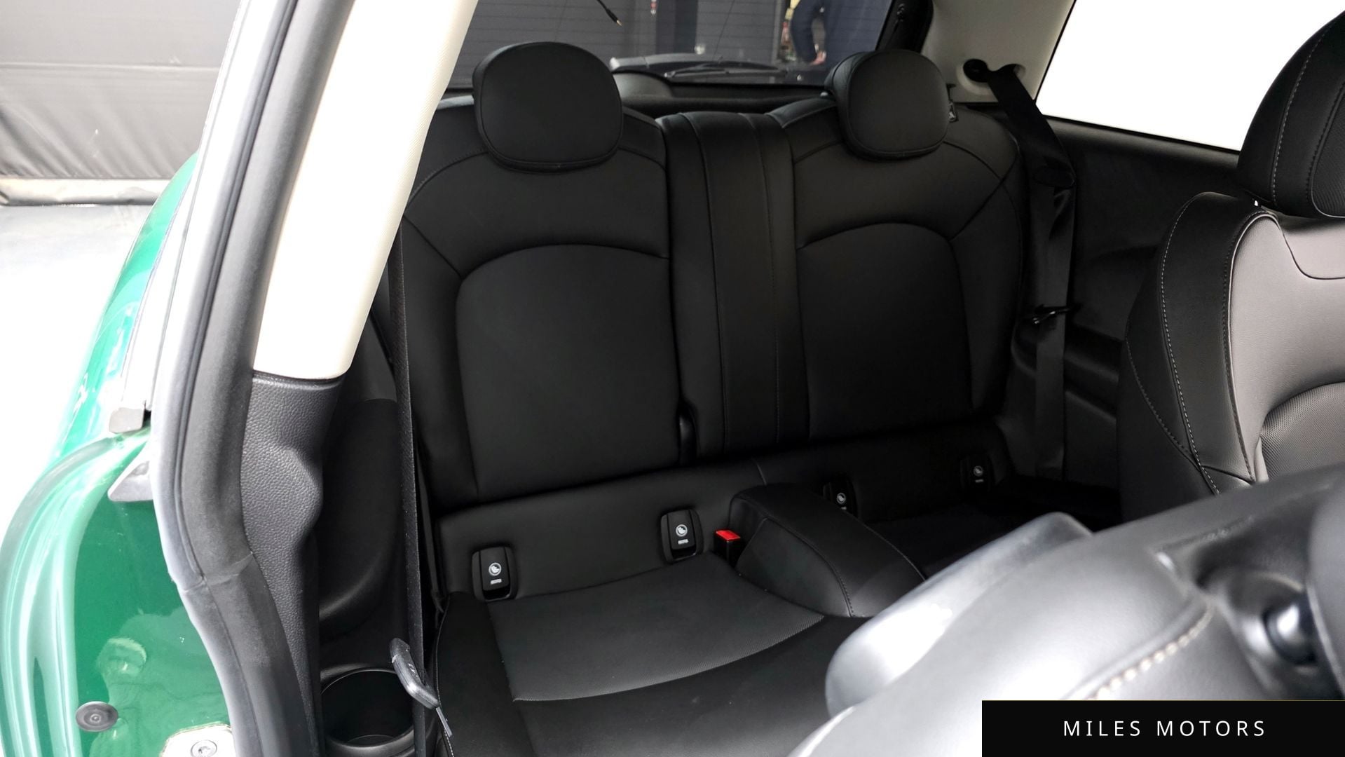 MINI Cooper 2021 — миниатюра 12