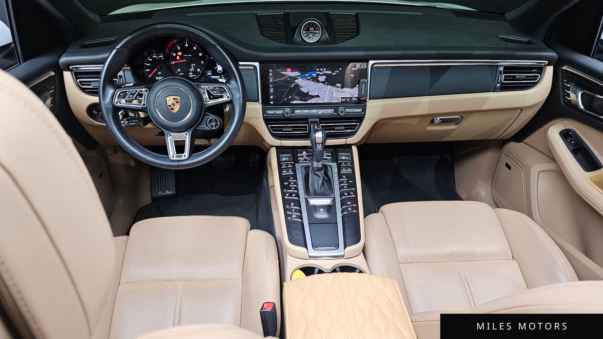 Porsche Macan 2021 — миниатюра 7