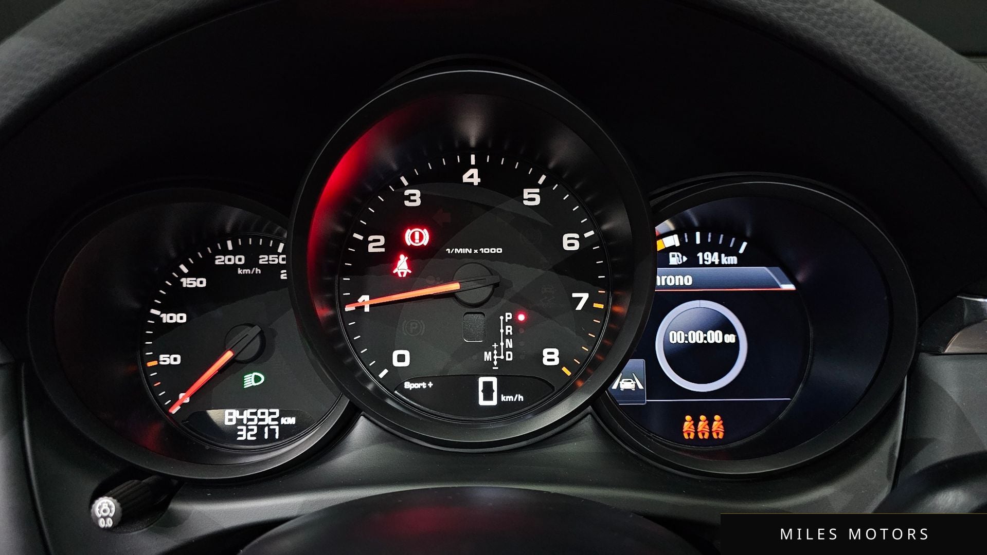 Porsche Macan 2021 — миниатюра 8