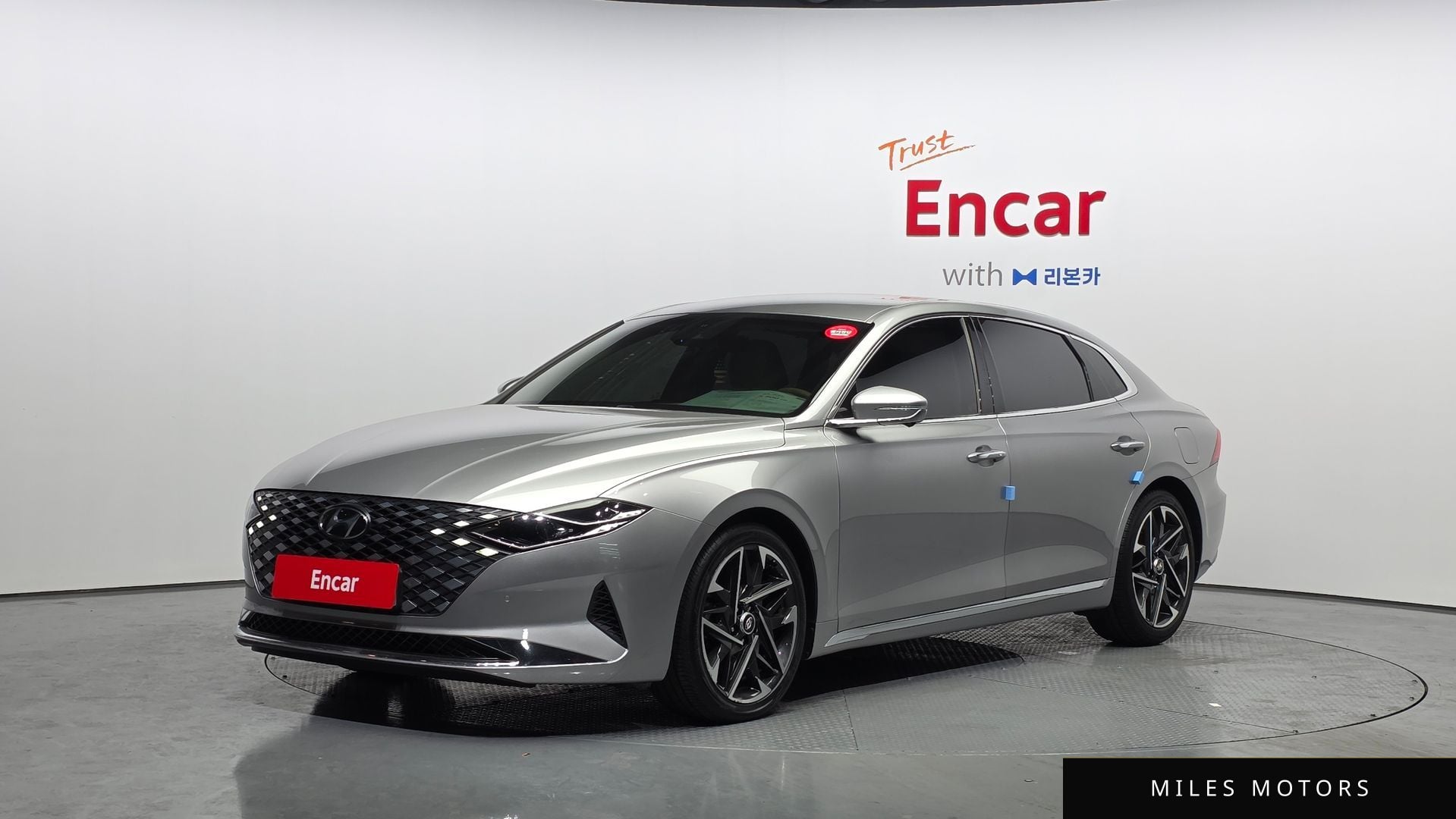 Hyundai Grandeur 2020 — фото 1 из 12