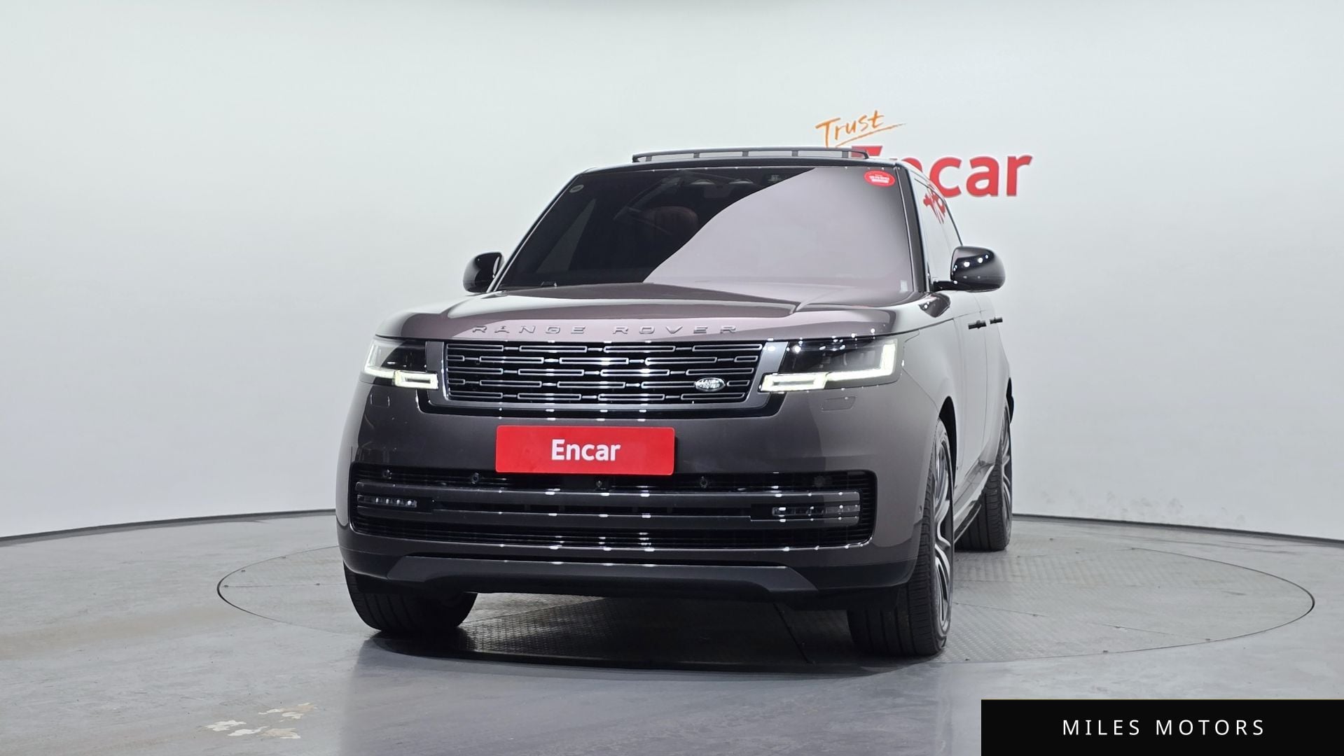 Land Rover Range Rover 2024 — миниатюра 3