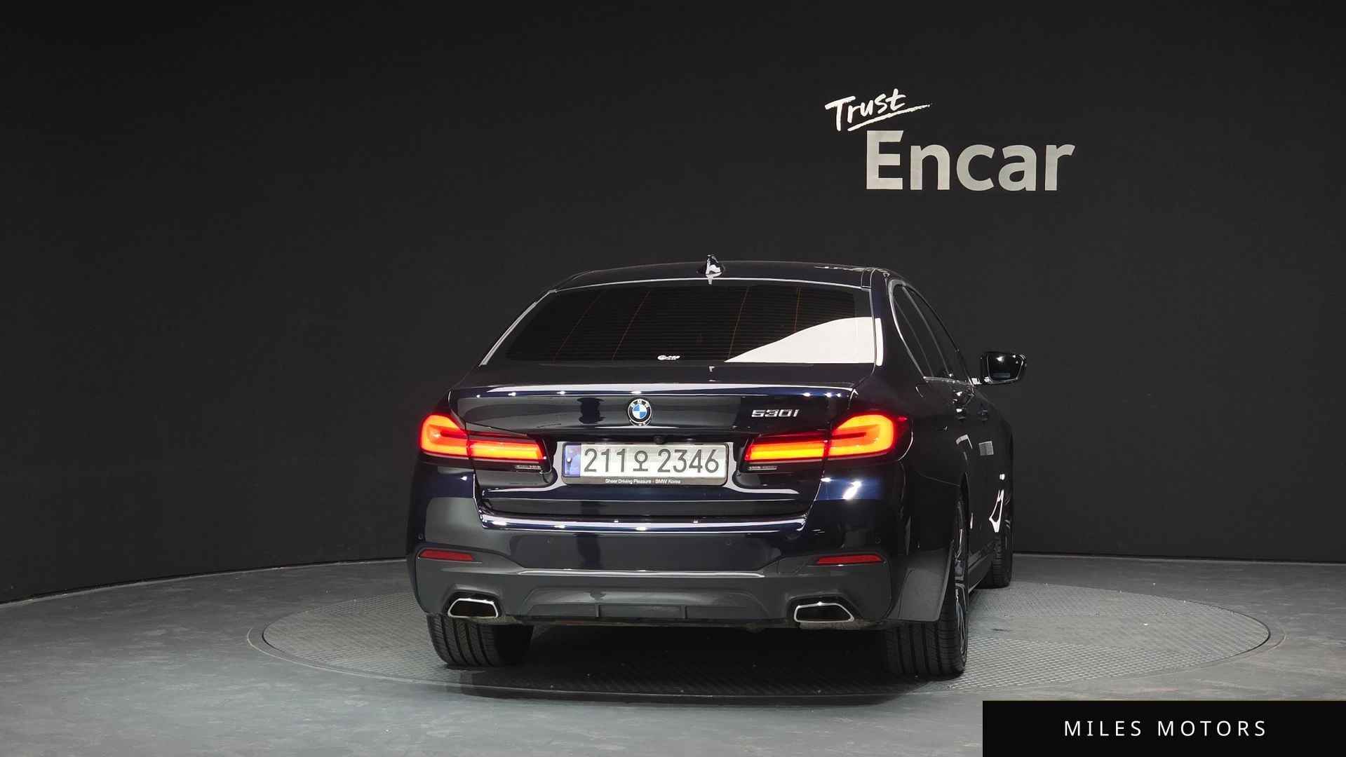 BMW 5 Series (G30) 2023 — миниатюра 4