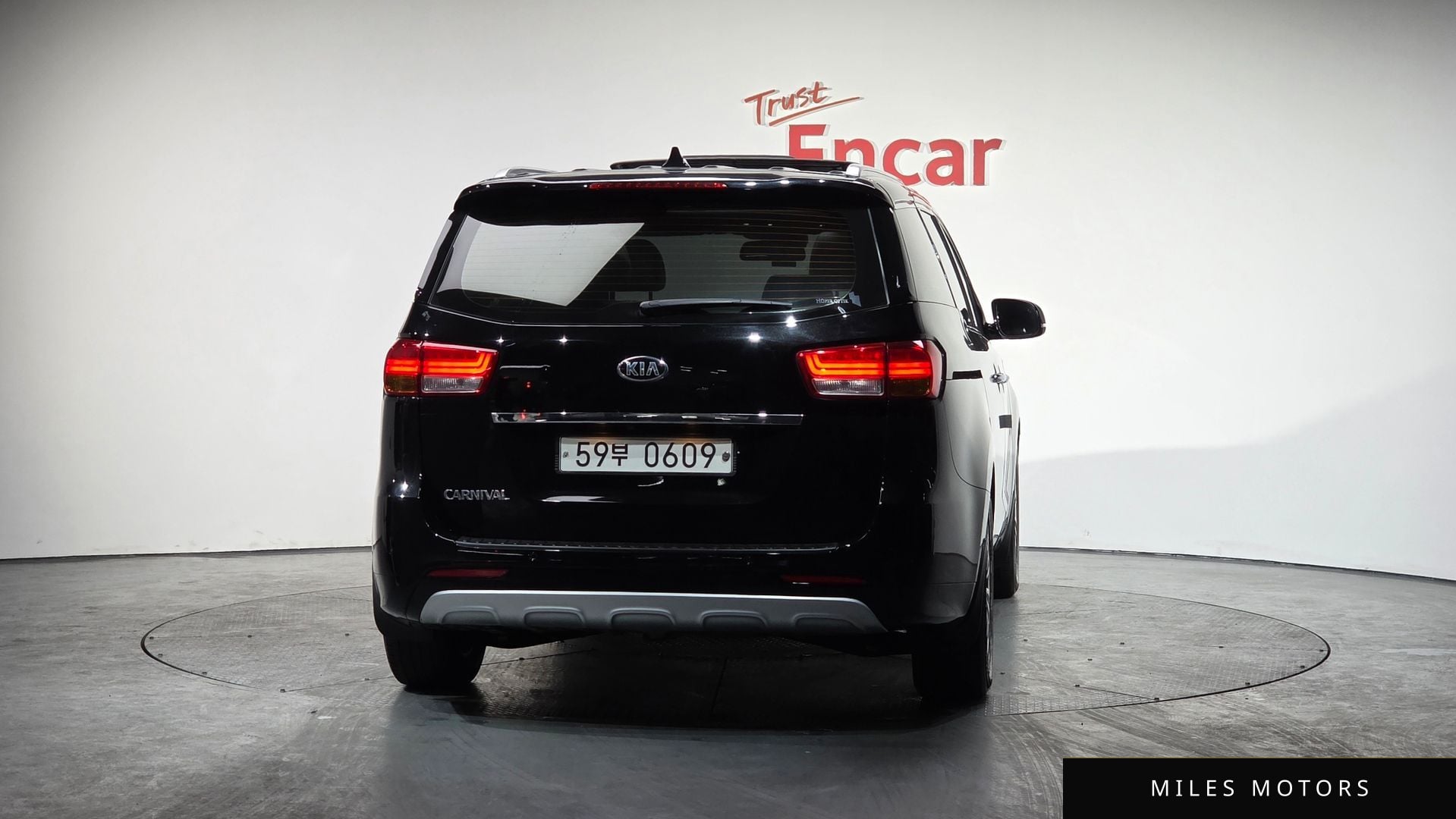 Kia Canival 2016 — миниатюра 4