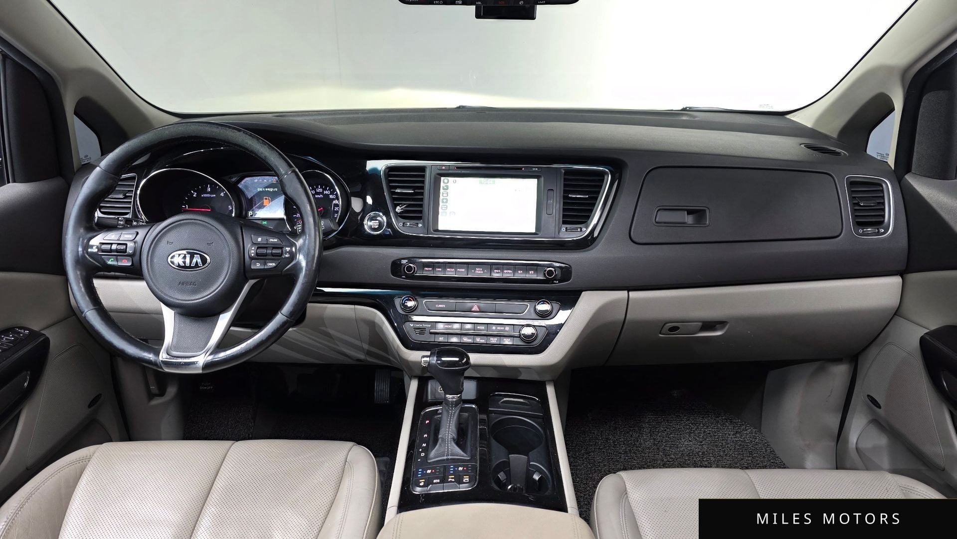Kia Canival 2016 — миниатюра 7