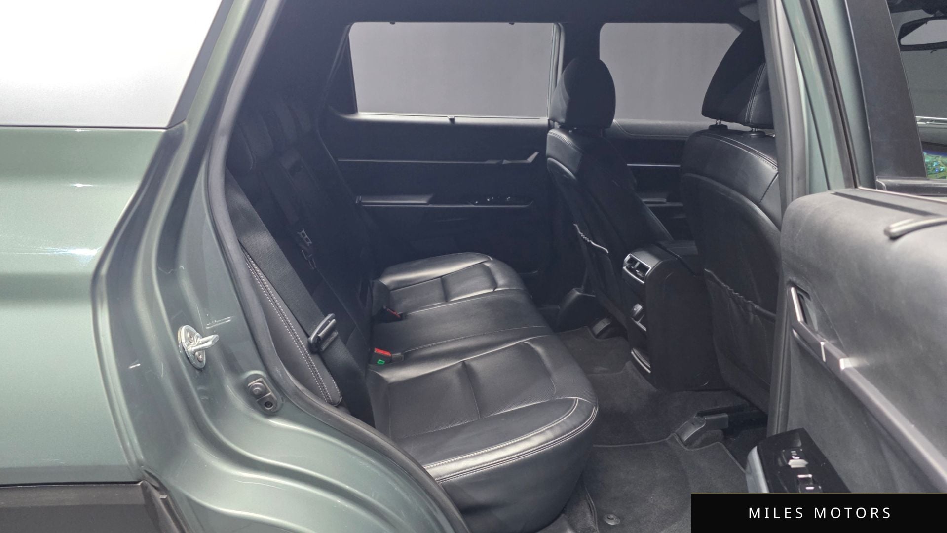 KG Mobility 토레스 2023 — миниатюра 12