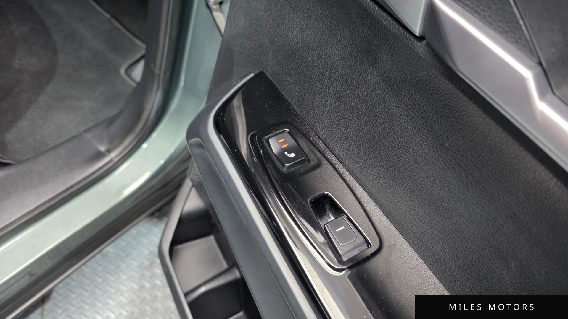 KG Mobility 토레스 2023 — миниатюра 19