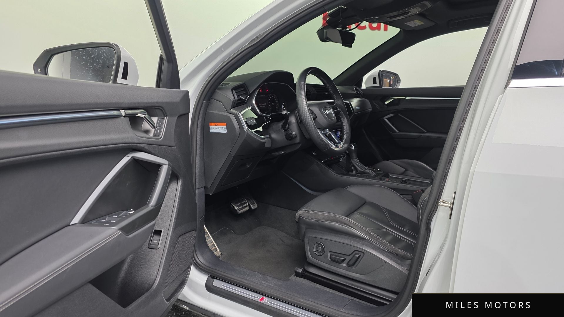 Audi Q3 (F3) 2023 — миниатюра 12