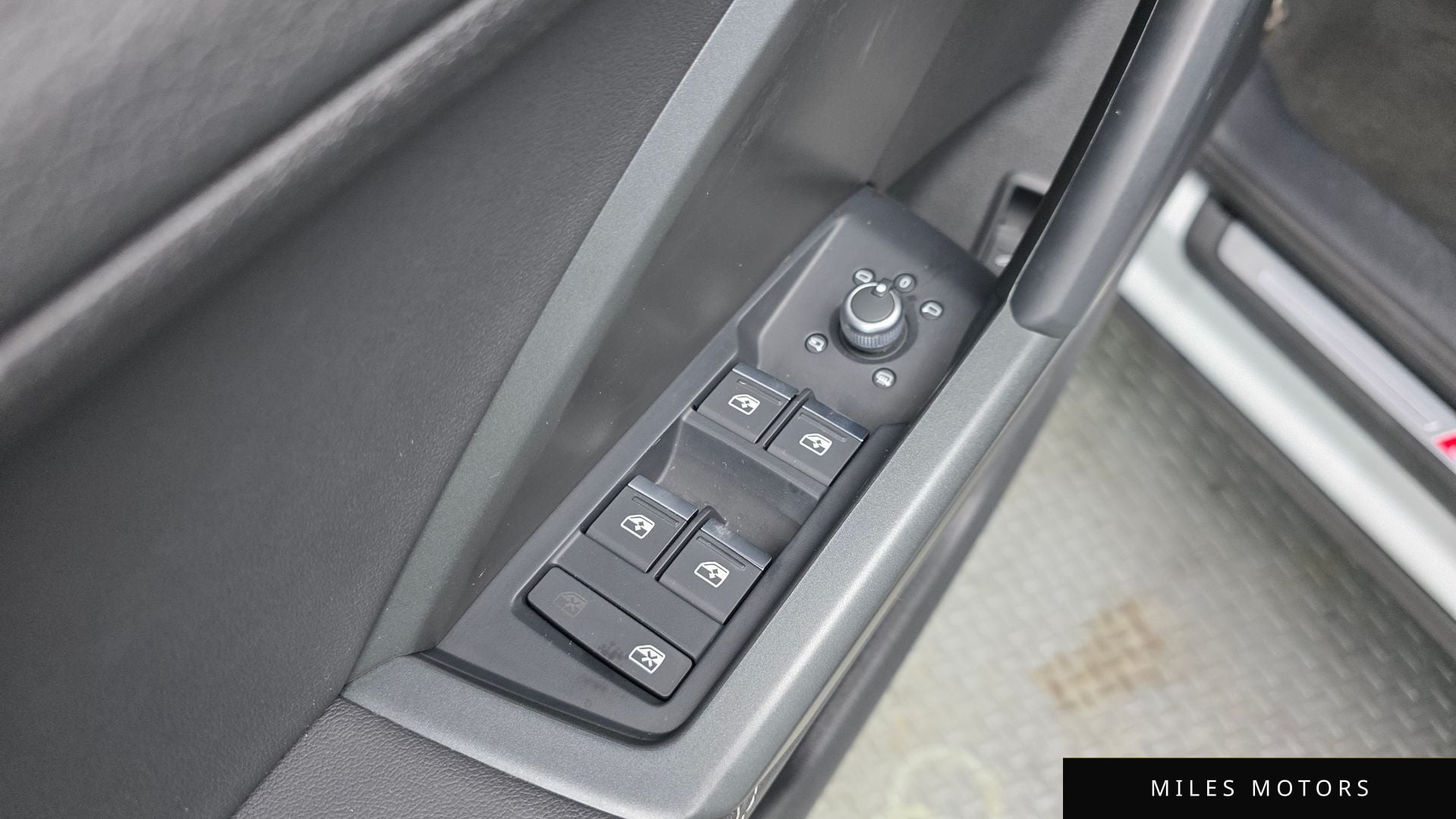 Audi Q3 (F3) 2023 — миниатюра 13