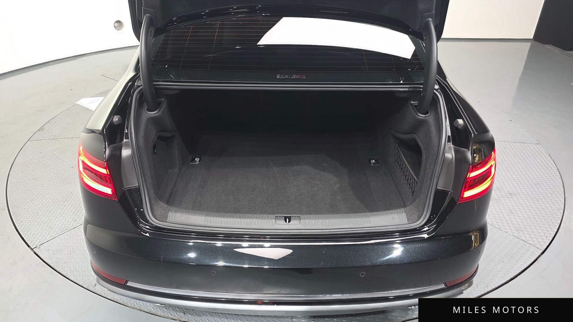 Audi A4 (B9) 2019 — миниатюра 20