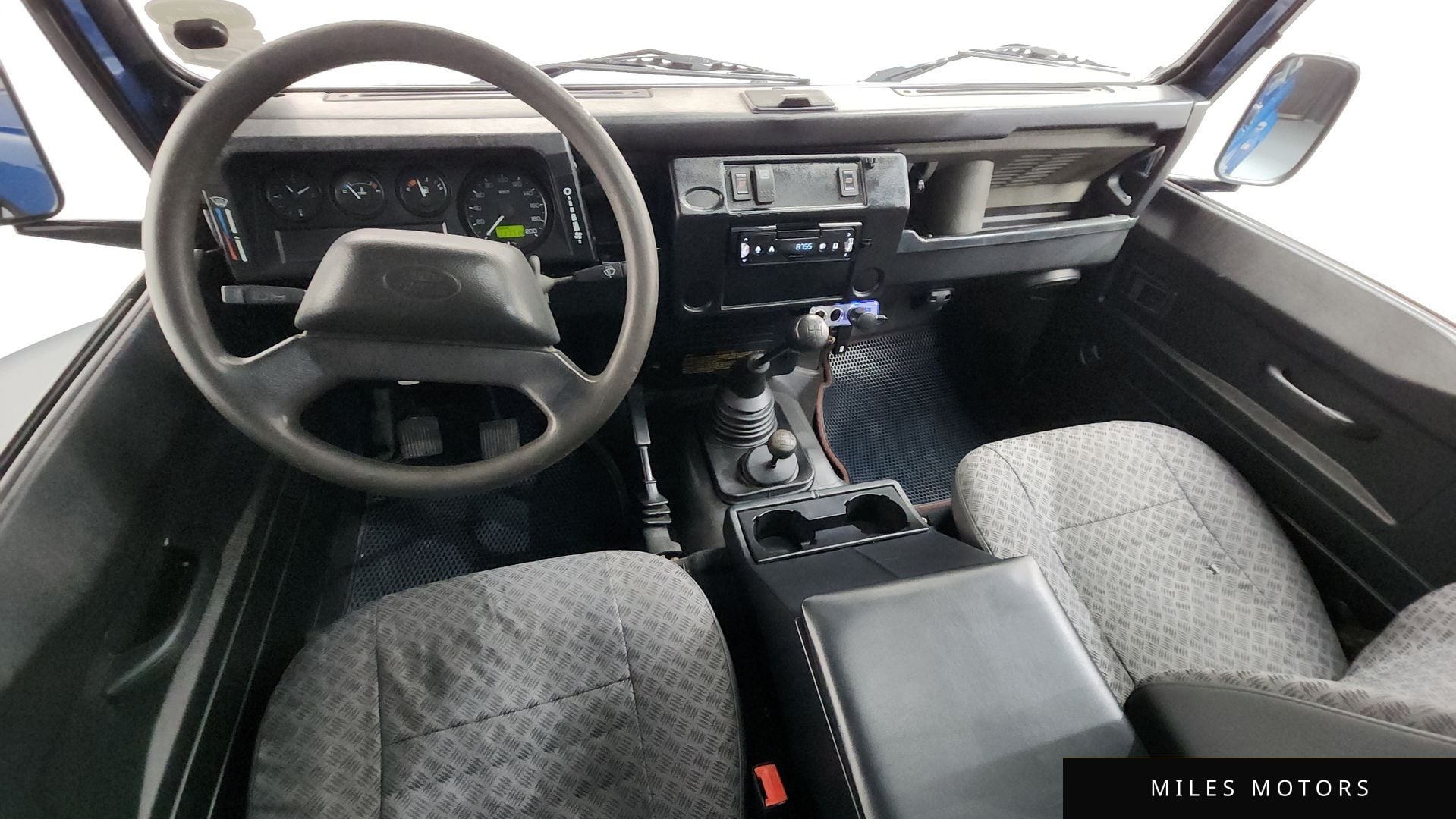 Land Rover Defender 2000 — миниатюра 7