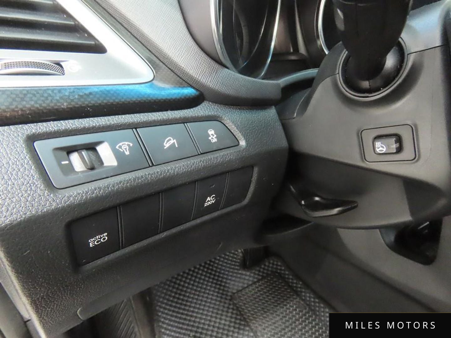 Hyundai Santafe 2015 — миниатюра 12