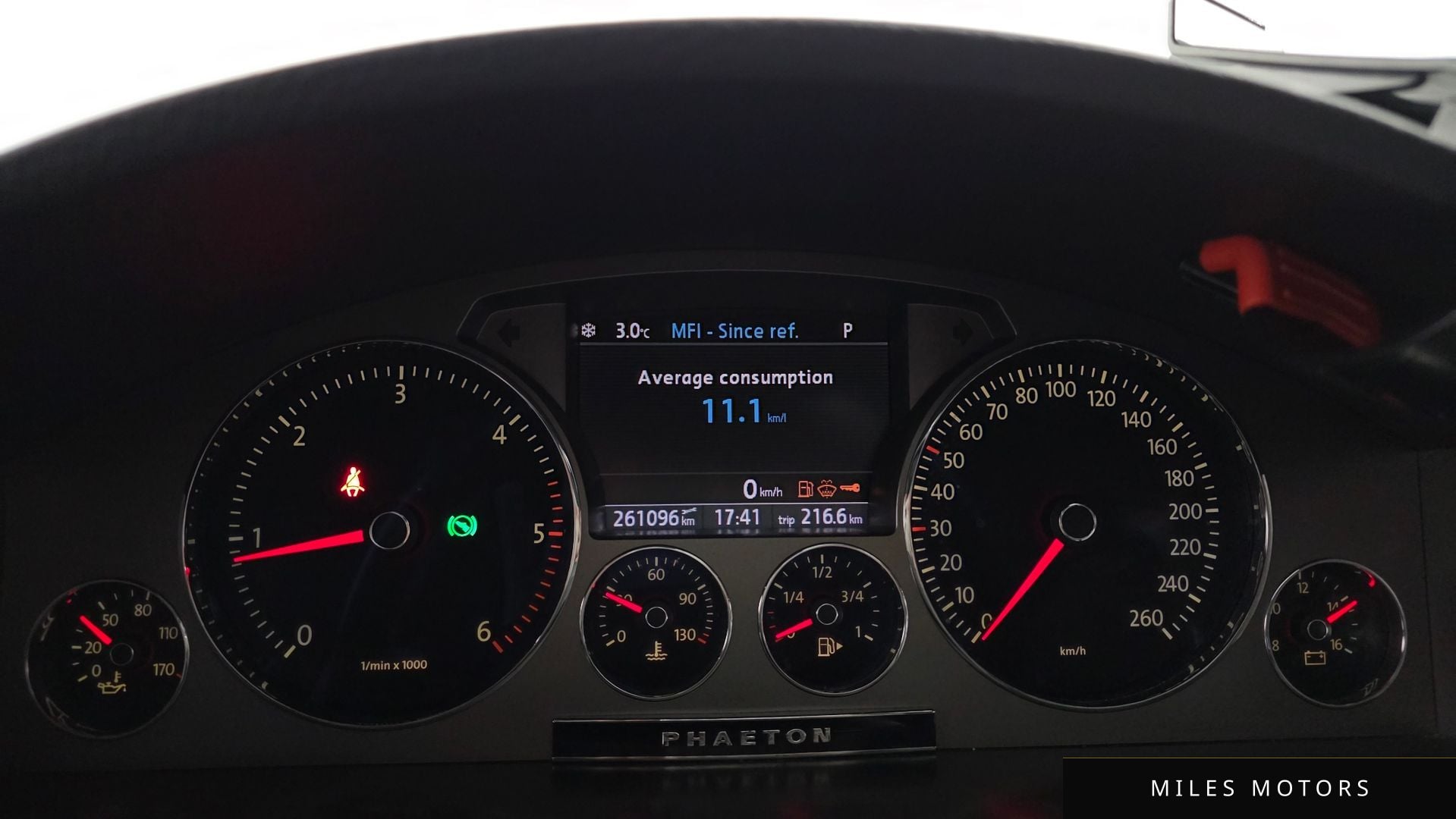 Volkswagen Phaeton 2012 — миниатюра 8