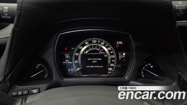 Лексус LS500 2021 — миниатюра 8