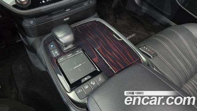 Лексус LS500 2021 — миниатюра 9