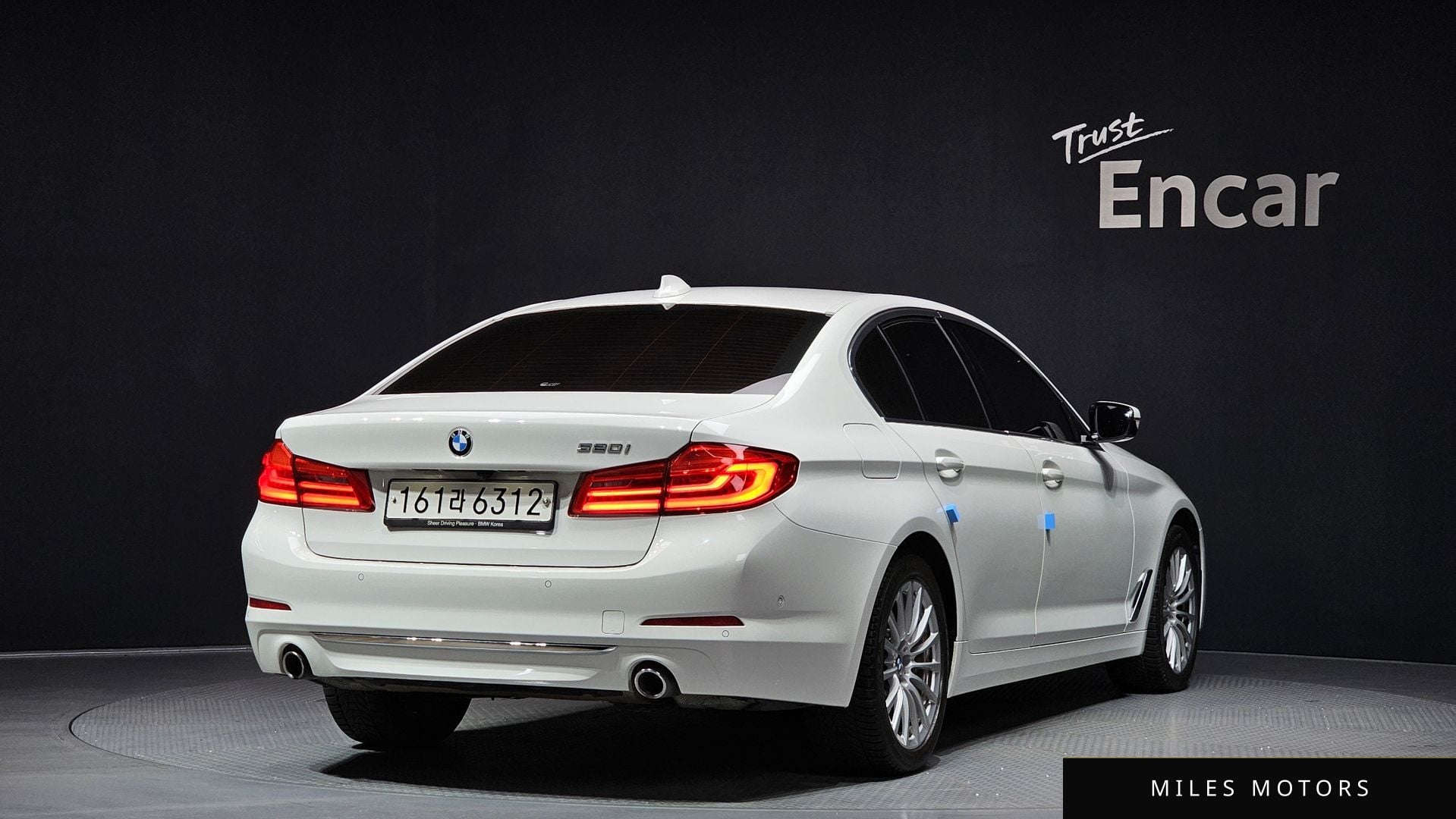 BMW 5 Series (G30) 2020 — миниатюра 2