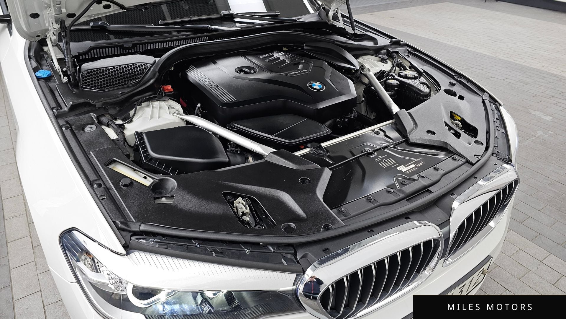BMW 5 Series (G30) 2020 — миниатюра 6