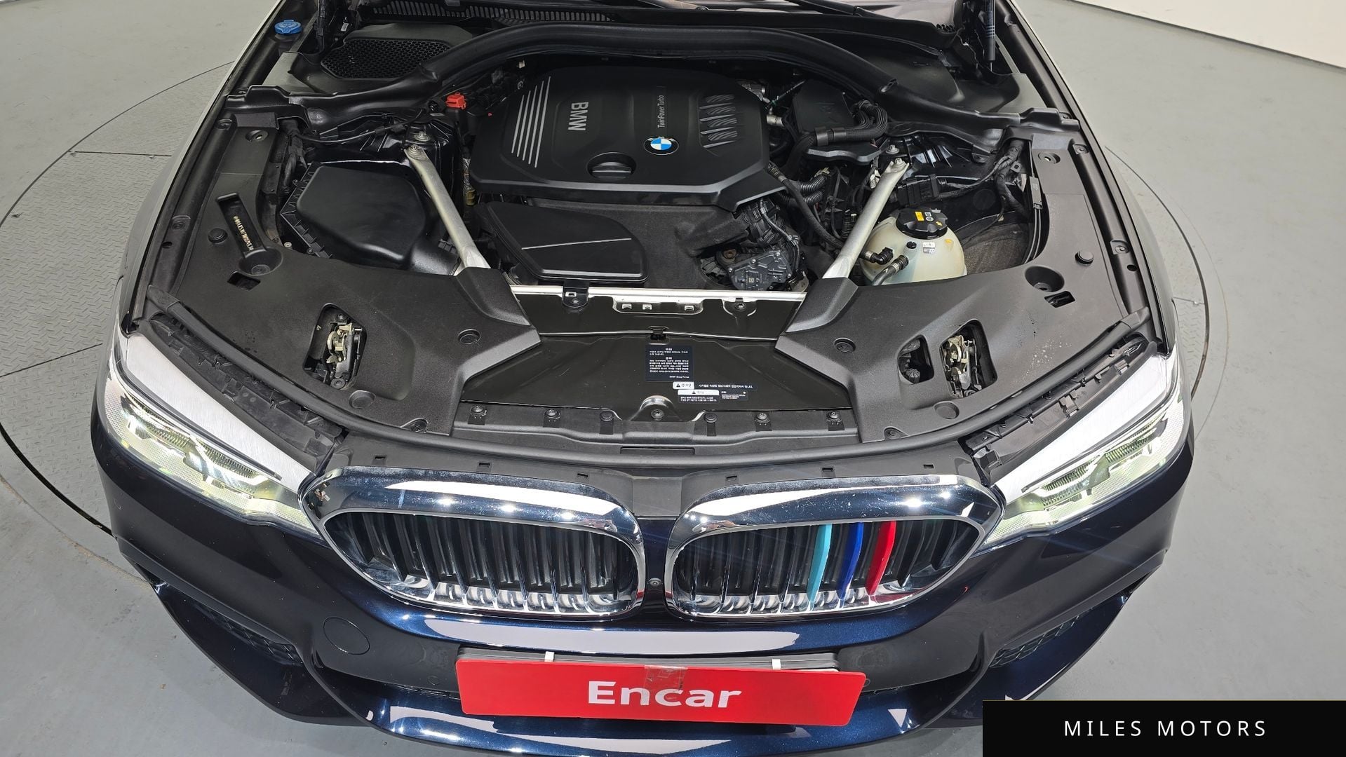 BMW 5 Series (G30) 2018 — миниатюра 6