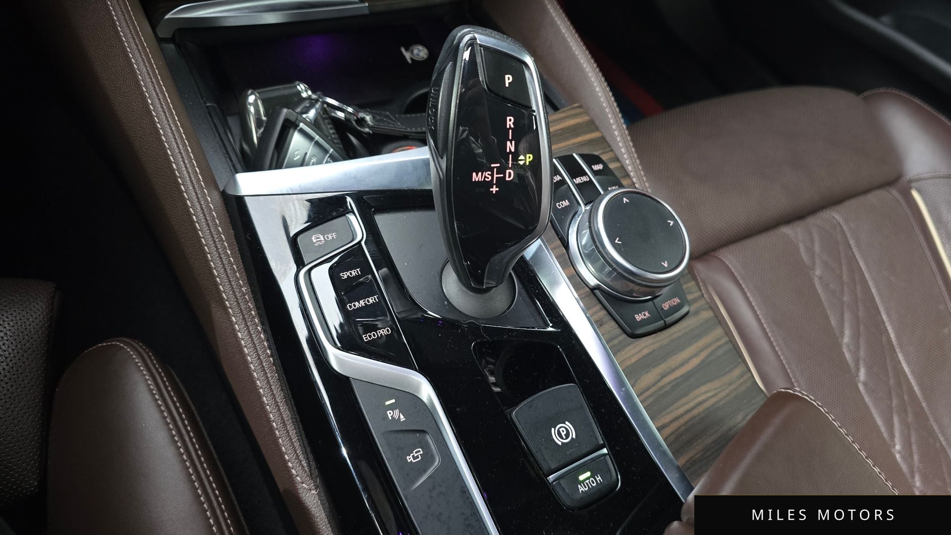 BMW 5 Series (G30) 2018 — миниатюра 9
