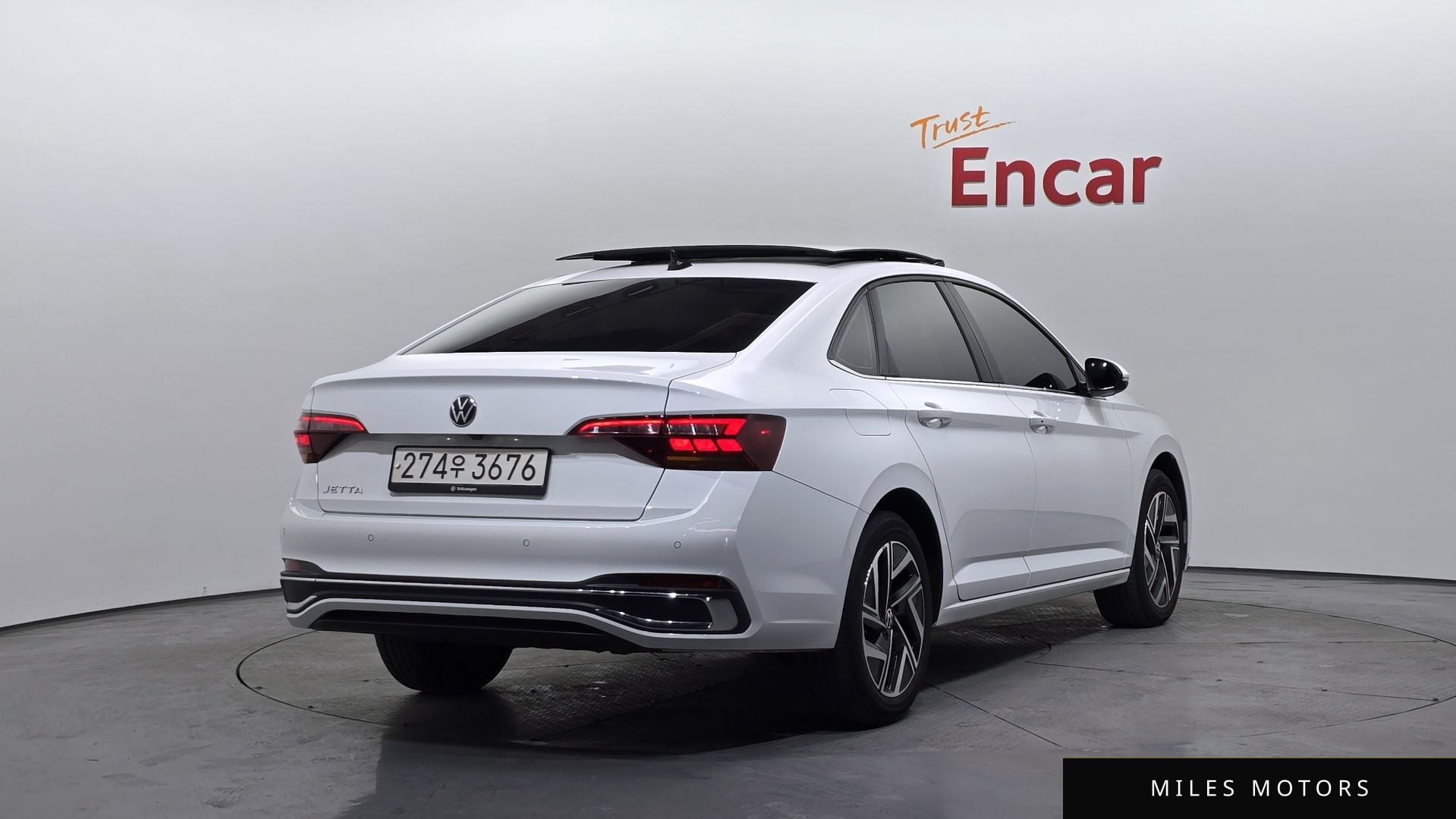 Volkswagen Jetta 2023 — миниатюра 2