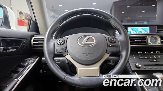 Лексус IS250 2015 — миниатюра 13