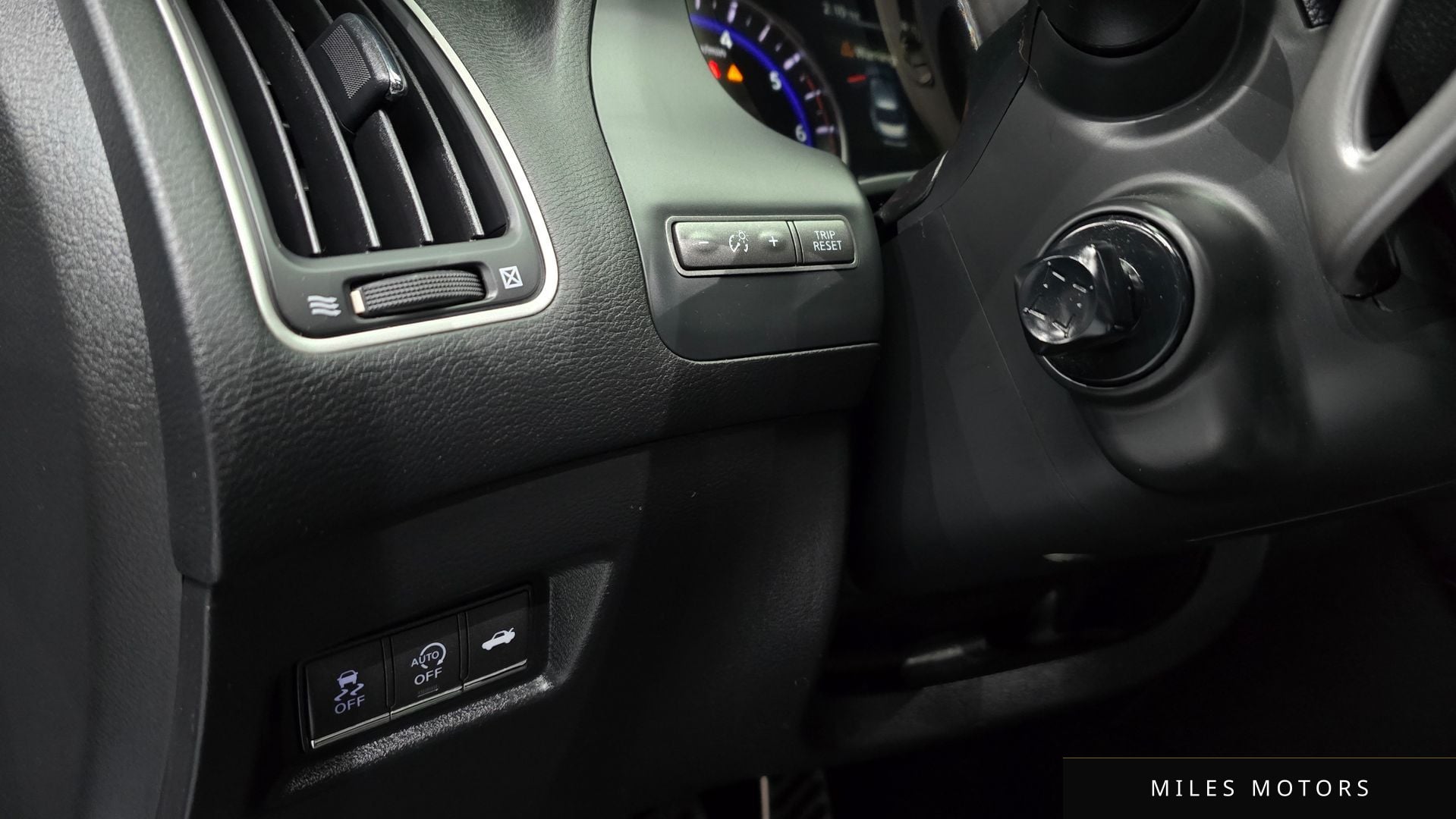 Infiniti Q50 2016 — миниатюра 14