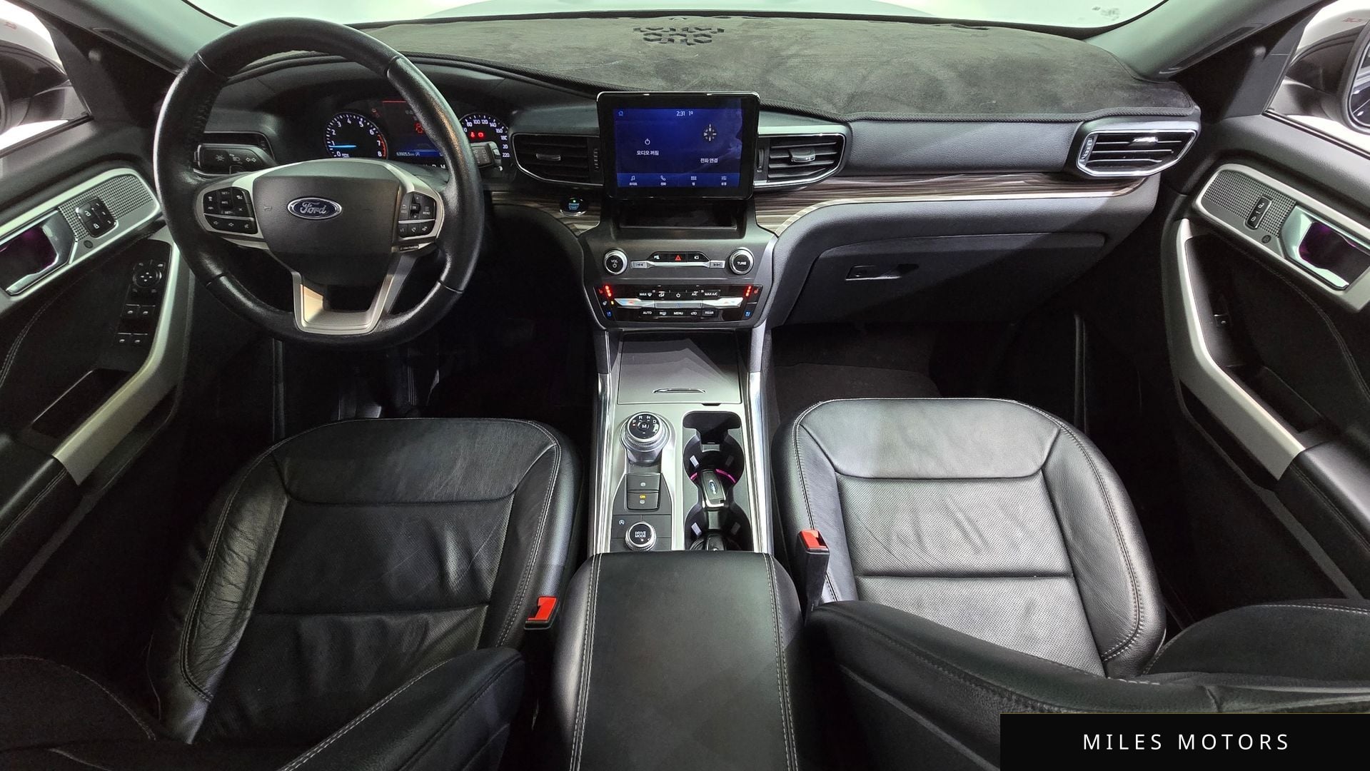 Ford Explorer 2020 — миниатюра 7