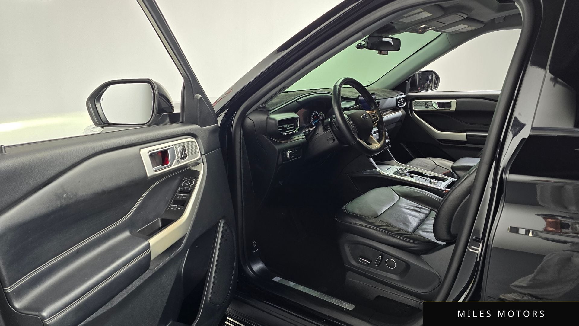 Ford Explorer 2020 — миниатюра 10