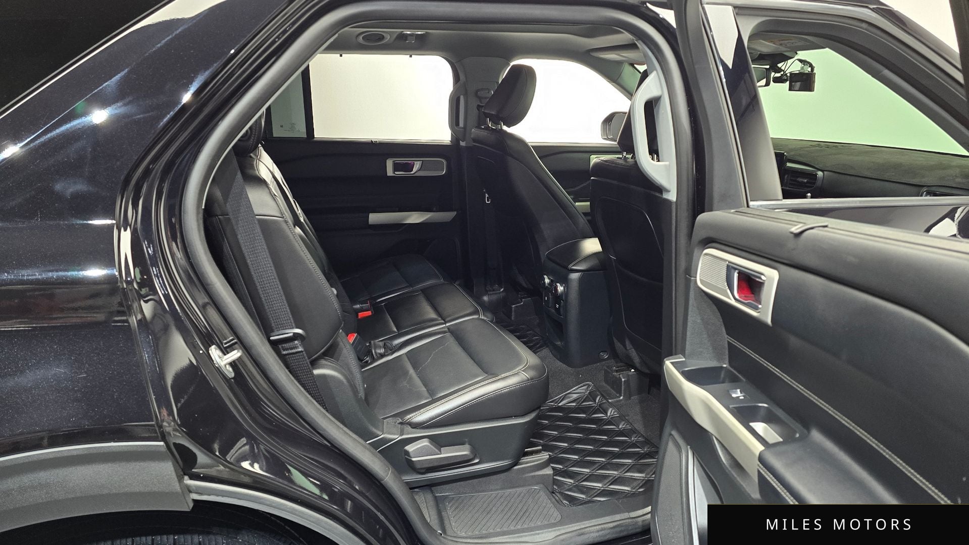 Ford Explorer 2020 — миниатюра 12