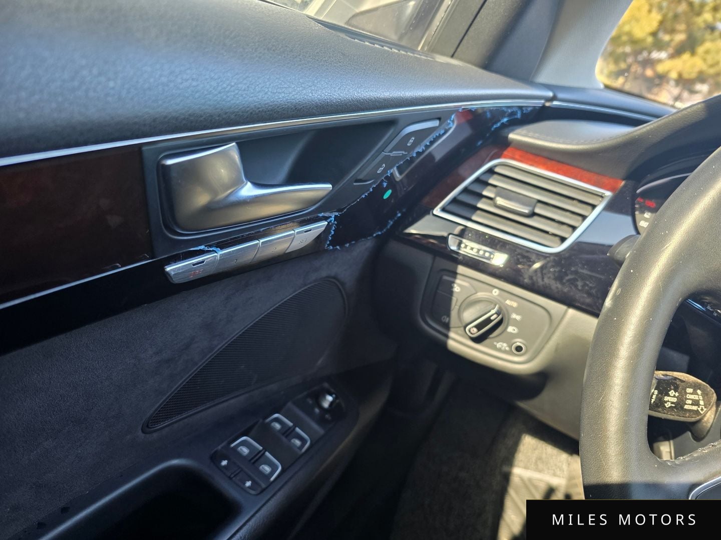 Audi A8 2011 — миниатюра 9