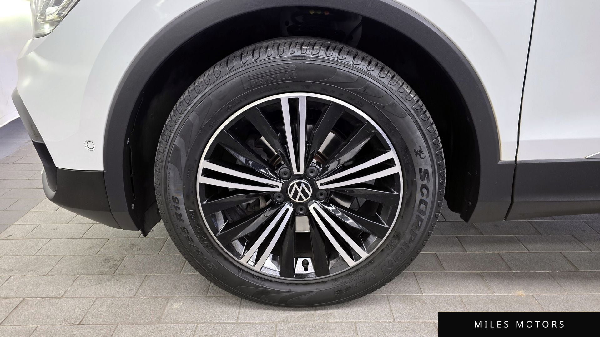 Volkswagen Tiguan 2023 — миниатюра 5