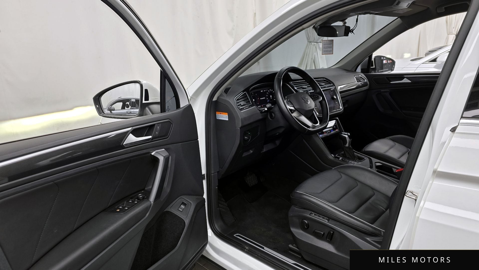 Volkswagen Tiguan 2023 — миниатюра 10