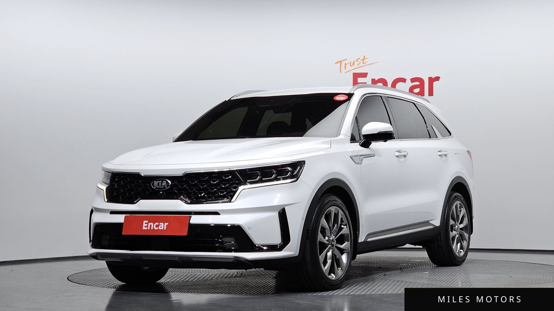 Kia Sorento 2021 — фото 1 из 12