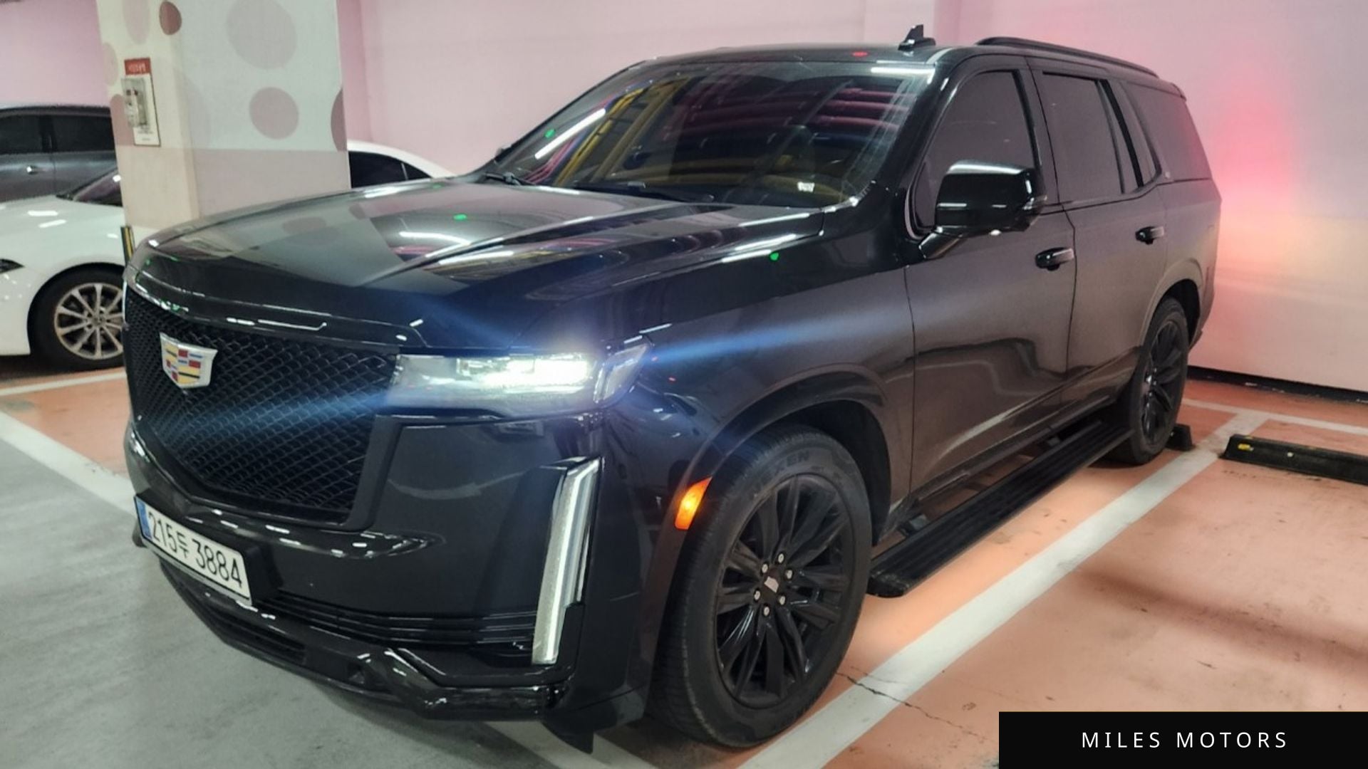 Cadillac Escalade 2023 — миниатюра 2